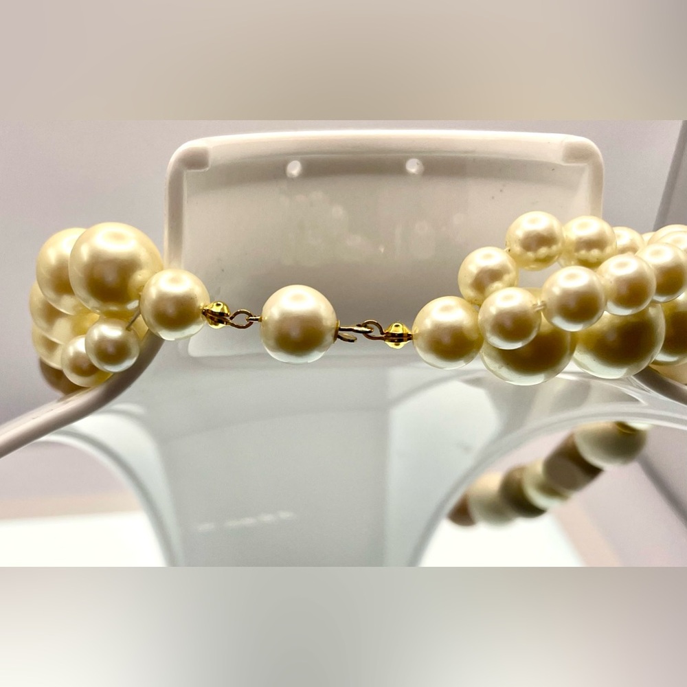 3 for $30 VTG Multistrand Beaded Acrylic & Faux Pearl Necklace Choker Gold Tone - Picture 5 of 6